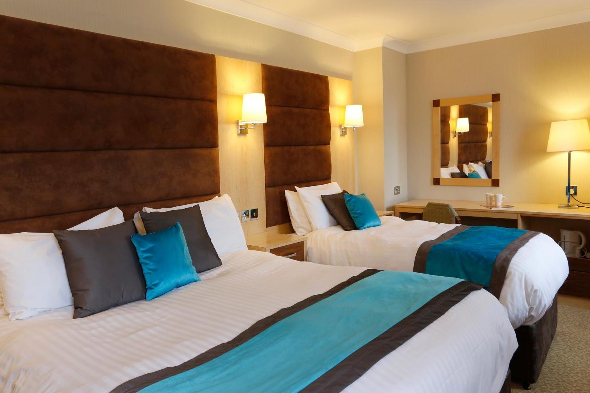 Best Western Heath Court Hotel Newmarket  Exteriör bild
