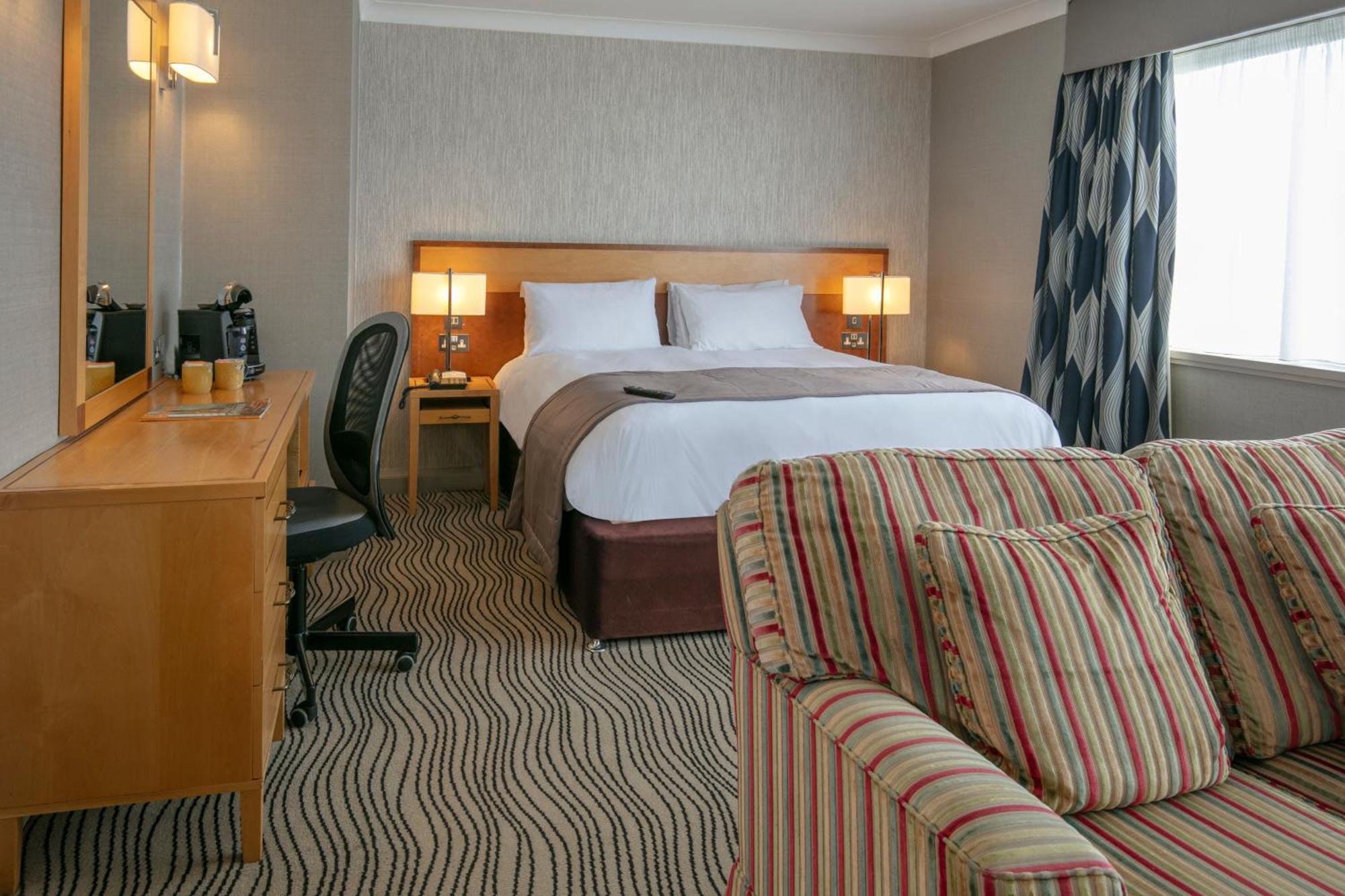 Best Western Heath Court Hotel Newmarket  Exteriör bild