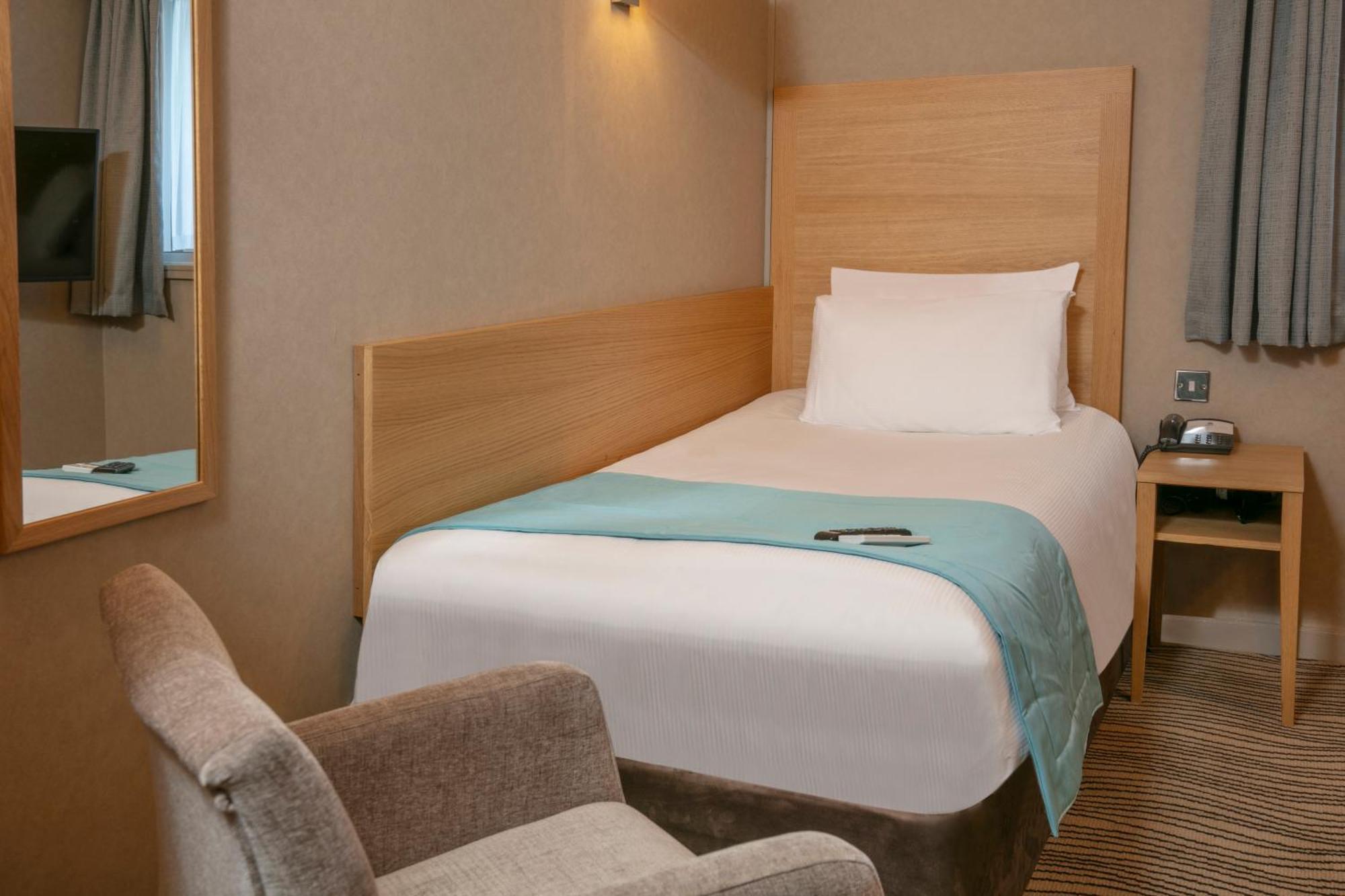 Best Western Heath Court Hotel Newmarket  Exteriör bild