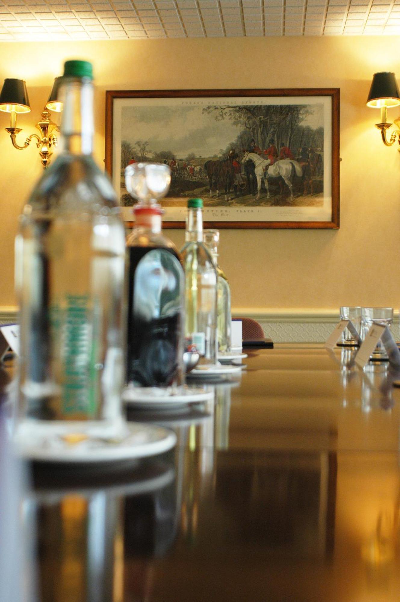 Best Western Heath Court Hotel Newmarket  Exteriör bild