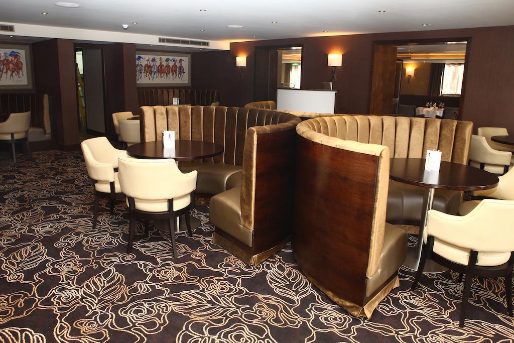 Best Western Heath Court Hotel Newmarket  Exteriör bild